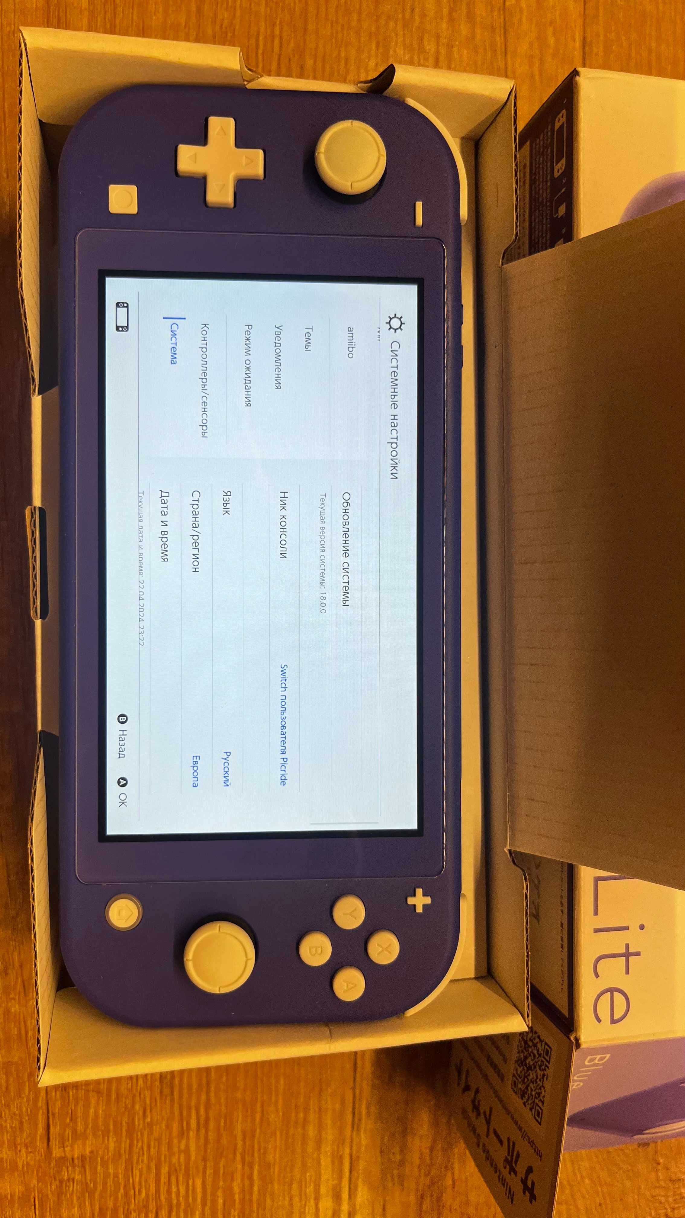 Nintendo Switch Lite (32 Gb) в отличном состоянии.Цвет Blue