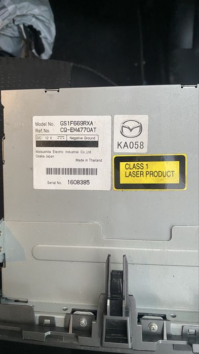 Мазда 6 Босе сд с мп3 , стойка и блутот