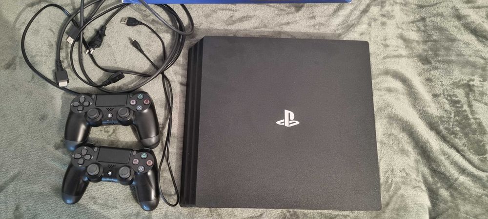 Play station 4 PRO