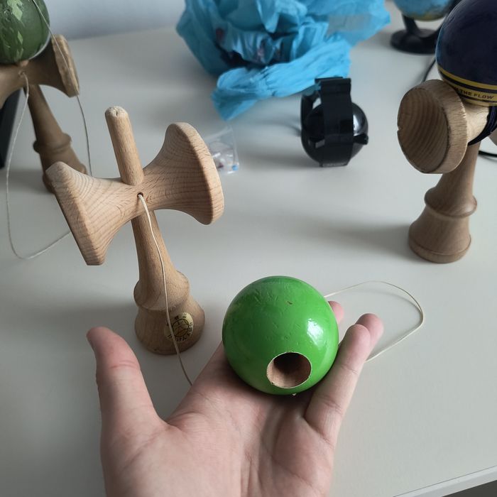 Salut!Vând kendama autentică Ozora/JKA din Japonia, certificat oficial