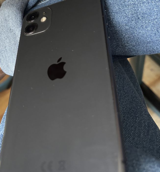 Vand sau schimb iphone 11