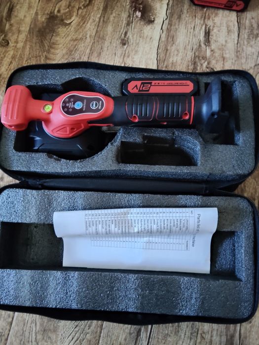 Masina cu ventuza vibrantă