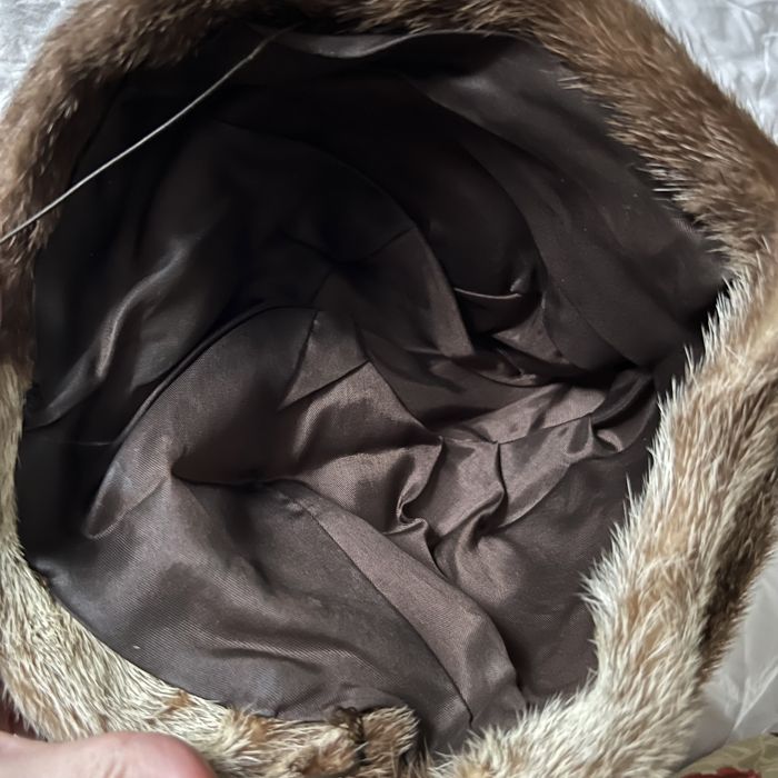 Caciula de blana naturala / bereta