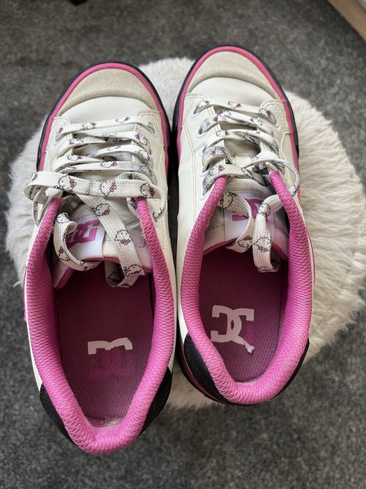 DC маркови дамски маратонки