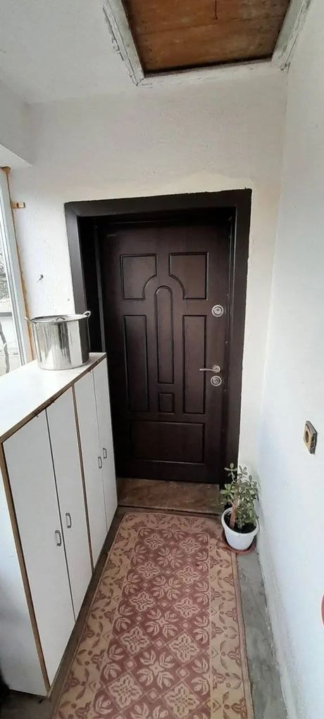 Продава се Къща в Казанлък - 1111 кв.м за 35 €/кв.м - Снимка #8