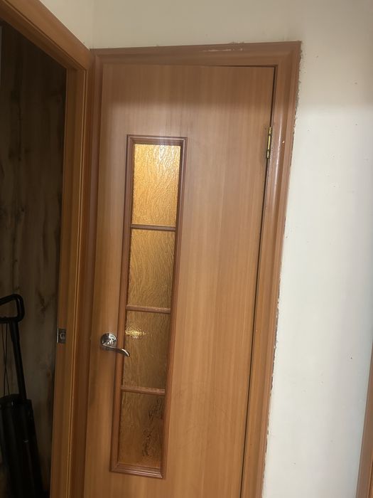 Продам двери в хорошем состоянии