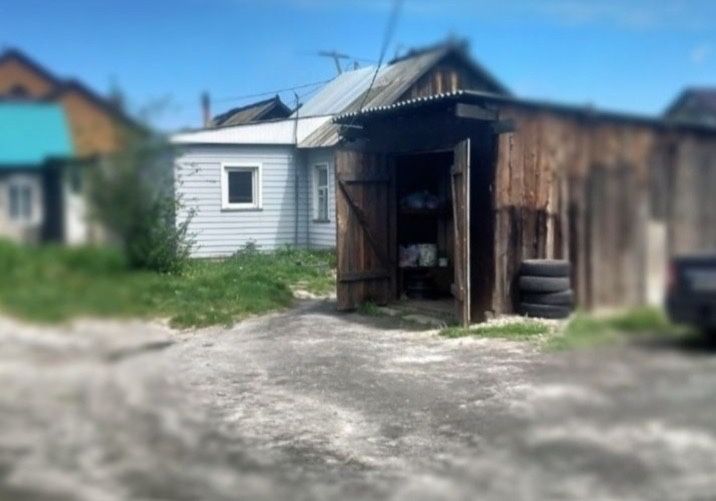 Продам шиномонтаж + дом