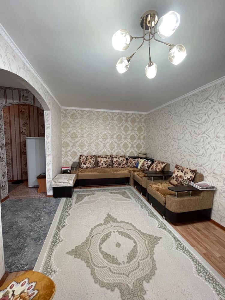 Продам 2 х ком Черемушки 2 этаж