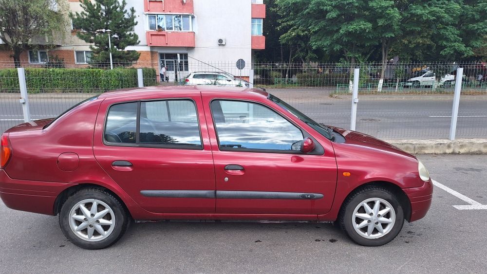 Renault Clio 2001 - Campina