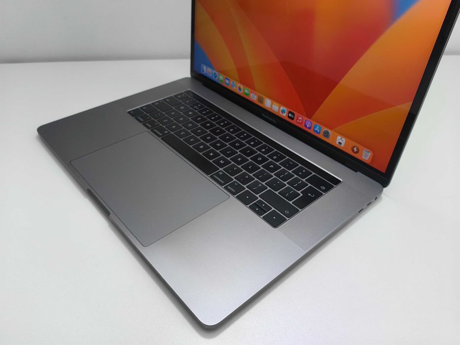 Laptop MacBook PRO 15 TOUCHBAR  Retina I7 SSD Factura + GARANTIE
