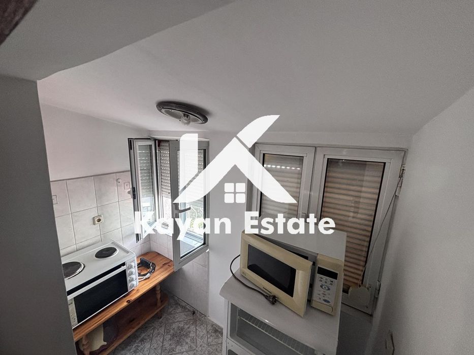 Дава се под наем Двустаен апартамент в Бургас, Братя Миладинови - 65 кв.м за 300 € - Снимка #4