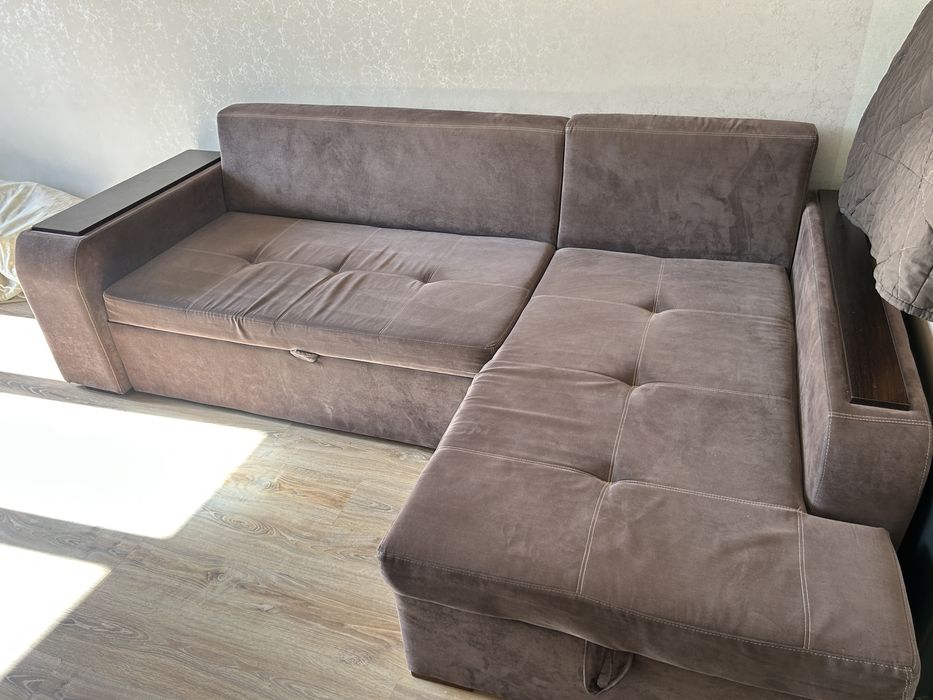 Диван для гостинной