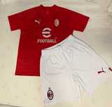 Оригинален спортен екип на Milan, Размер 164 см - за 13/14 г.