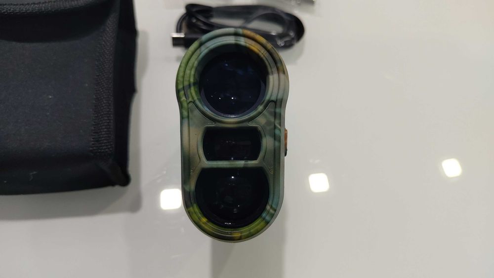 Лазерен далекомер,ролетка до 1000м,за лов,геодезия и голф