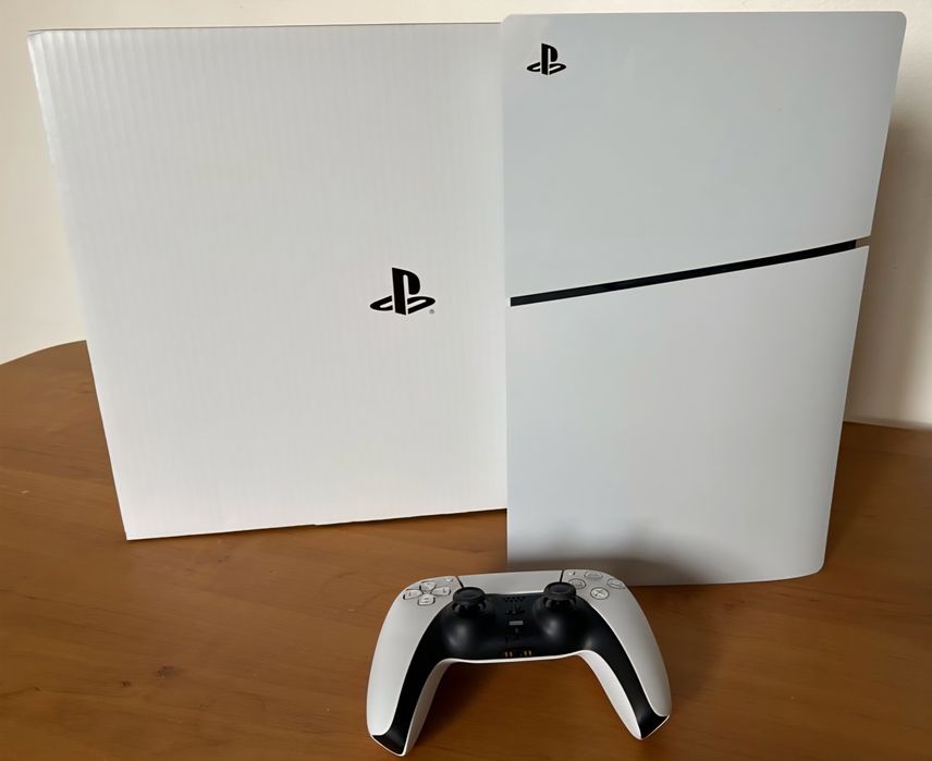 Playstation 5 cu disc ( garanție Emag )