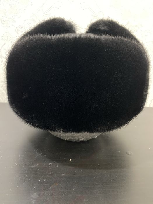 Шапка ушанка норковая в идеальном состоянии.