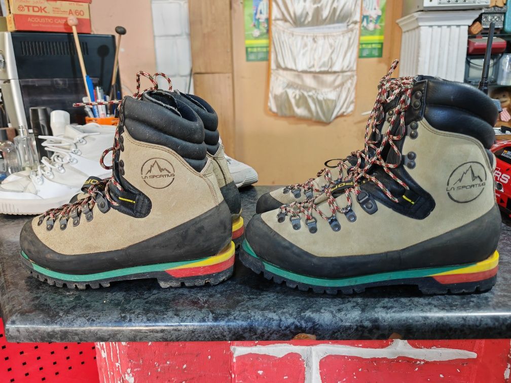 Туристически обувки La Sportiva 2 чифта