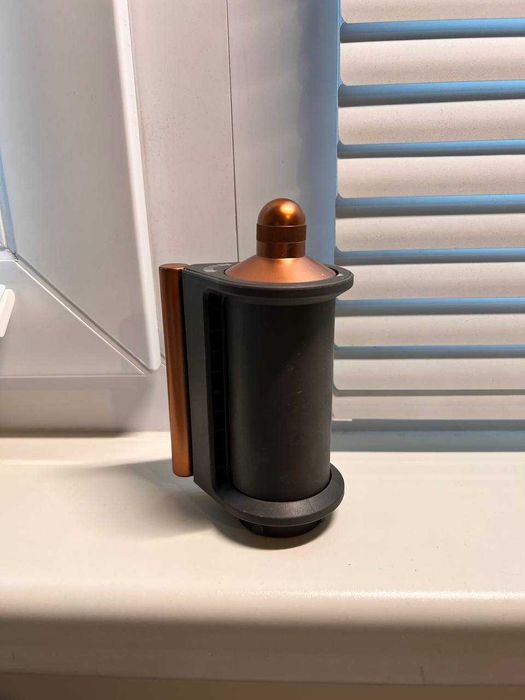 Dyson Airwrap пълен комплект