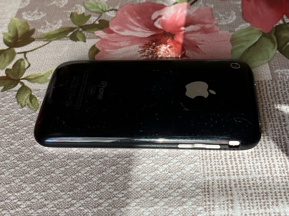 Apple iPhone 3G 16GB [A1241]