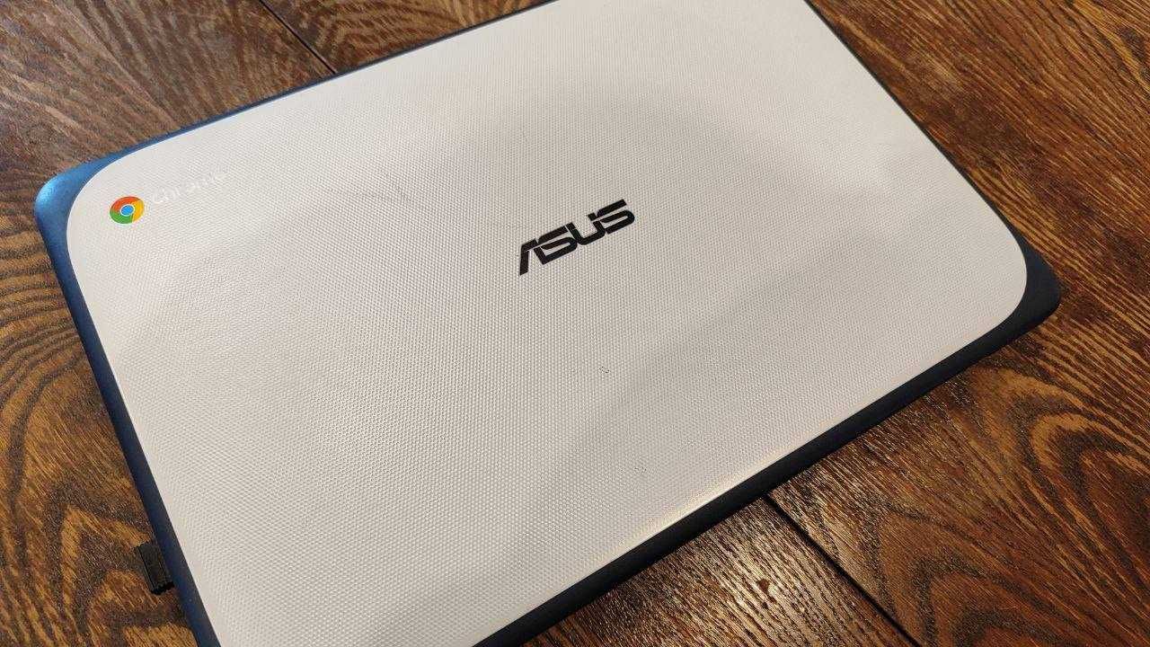 Лаптоп ASUS Chromebook c202