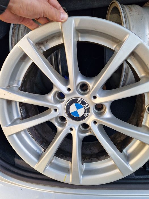 Vand jante Bmw R16 sau schimb cu R17