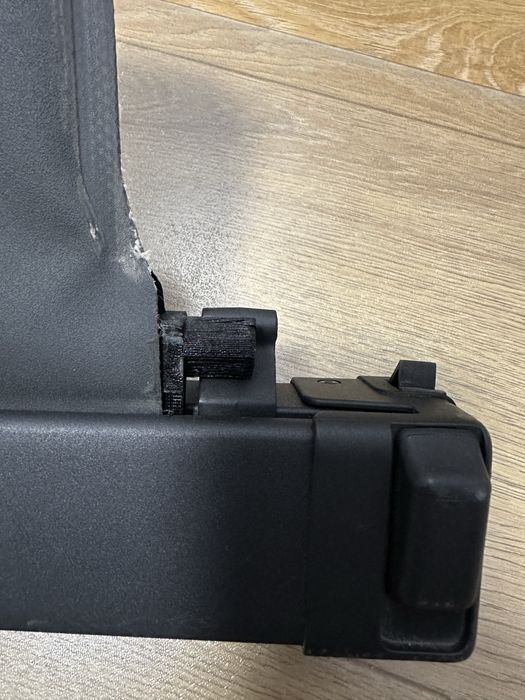 Bolturi/carlige prelata portbagj Volvo XC60