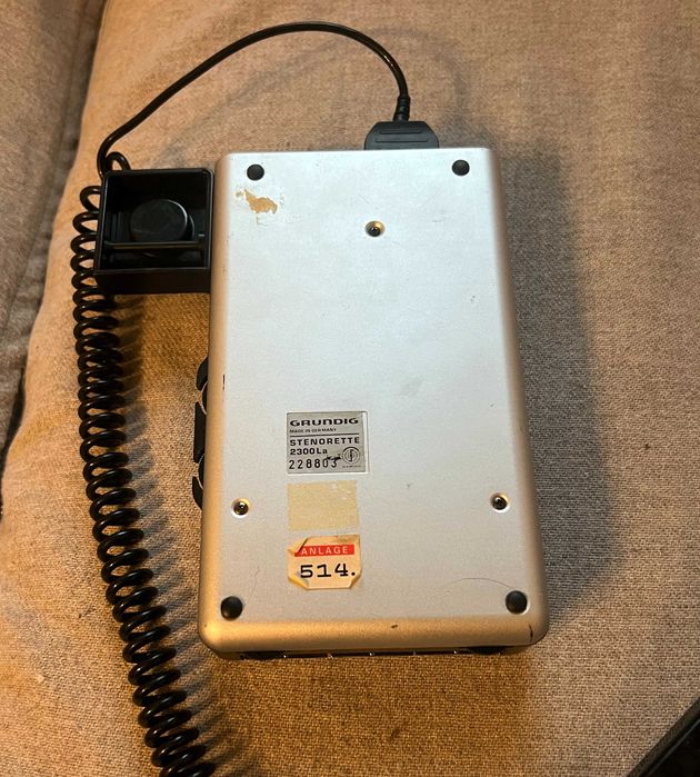 Dispozitiv de redare si inregistrare Grundig Stenorette 2300 L