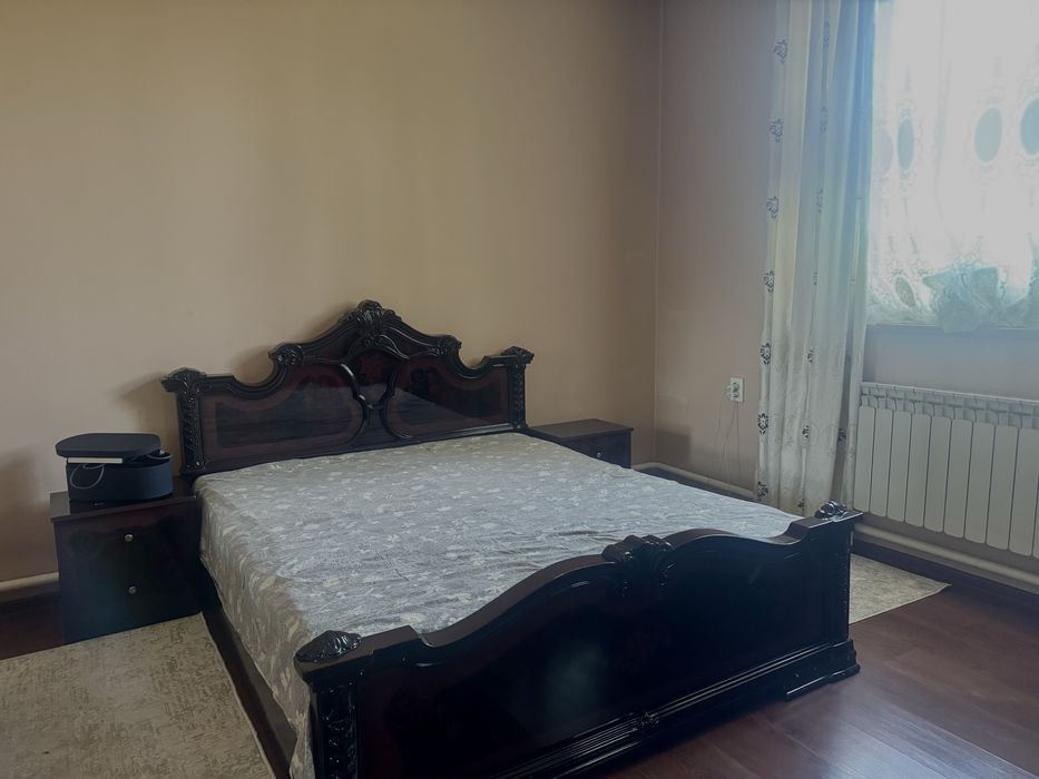 Спальний гарнитур