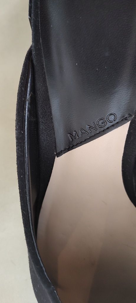 Обувки марка Mango