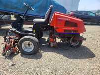 Tractor Tractoras de tuns gazon