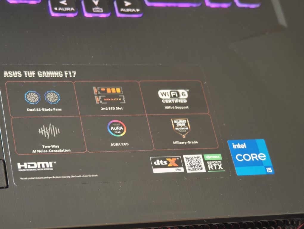 ASUS TUF GAMING F17 геймърски лаптоп