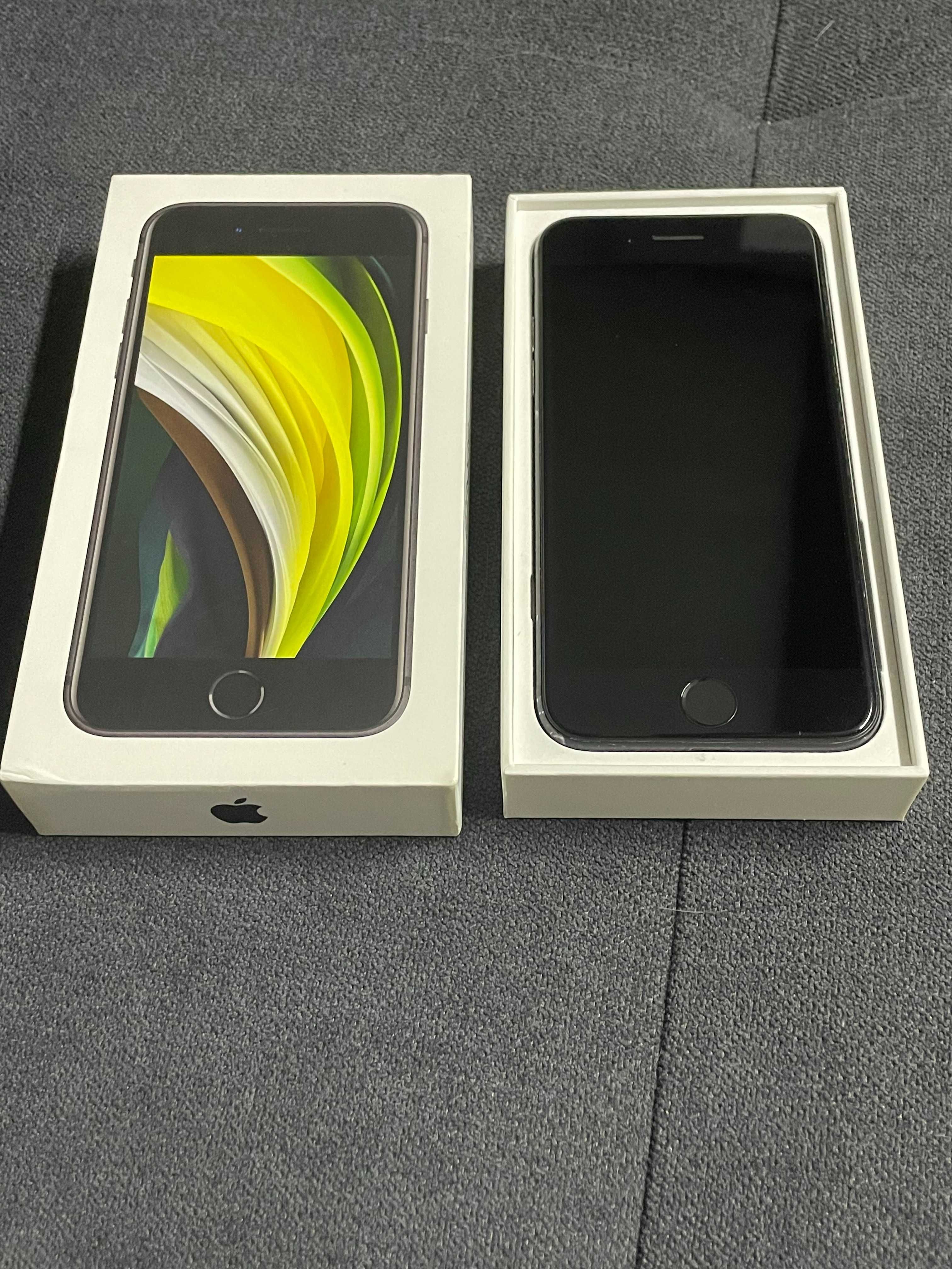 iPhone SE 2020 Пълен Комплект