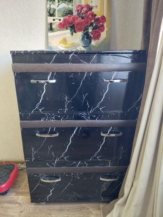 Комод для гостиной/ спальной комнаты