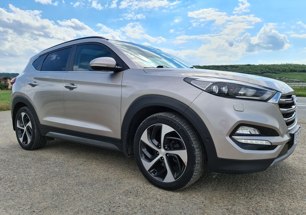 Vând Hyundai Tucson Motor 2.0 185cp