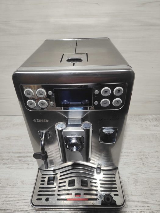 Кафеавтомат - робот Saeco EXPRELIA EVO