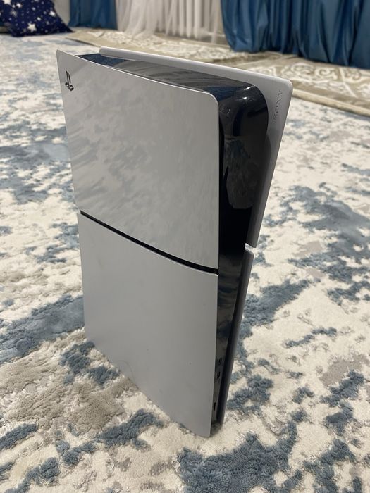 Продам sony playstation 5 slim digital edition