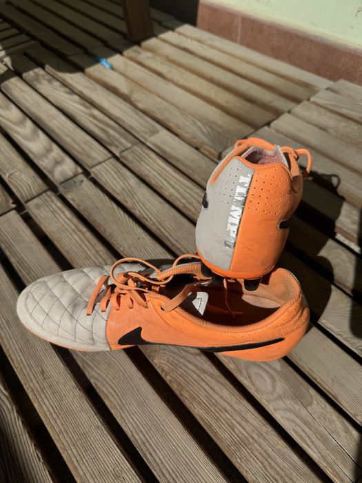 Бутонки Nike Tiempo