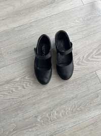 Pantofi cu talpa ortopedica
