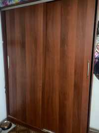 Шкаф купе коричневый с дверями