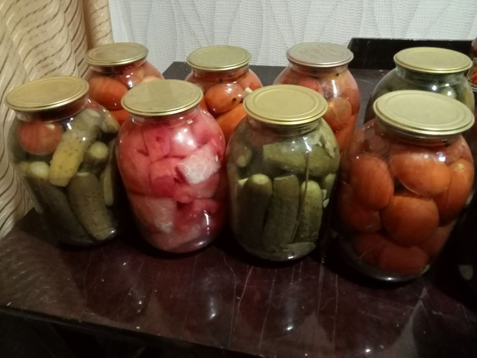 Продам домашние соленья, огурцы, помидоры, арбузы
