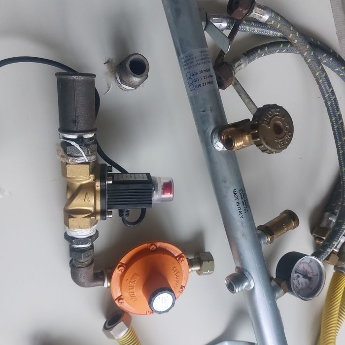 Centralina GPL  cu 3 robineti