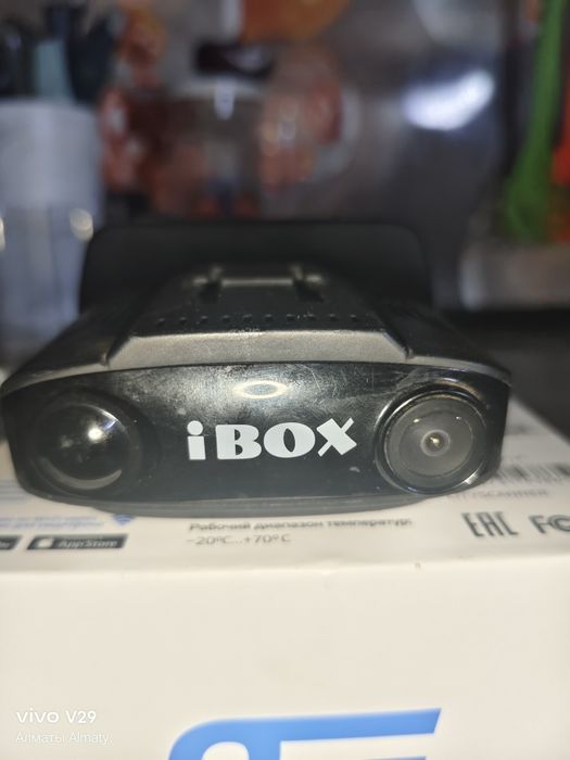 Продам видеорегистратор  2 в 1