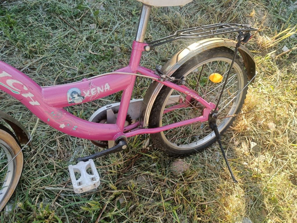 Bicicleta fete 7-10 ani