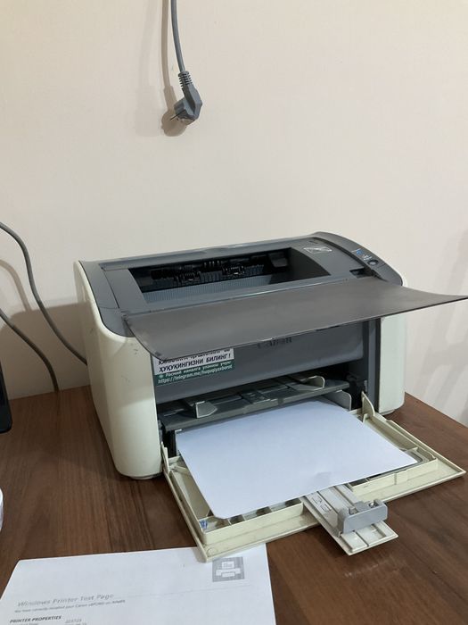 Canon LBP 2900 lazer printer. Ish holati a'lo.