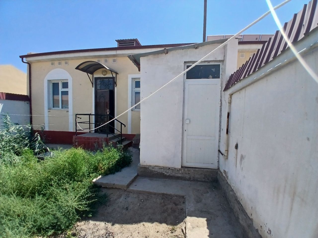 Кирпич завод рес гайдын алдындагы 2 сотикли намунавий уй сатылады