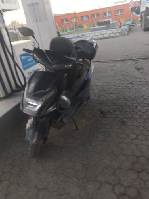 Продам скутер м10