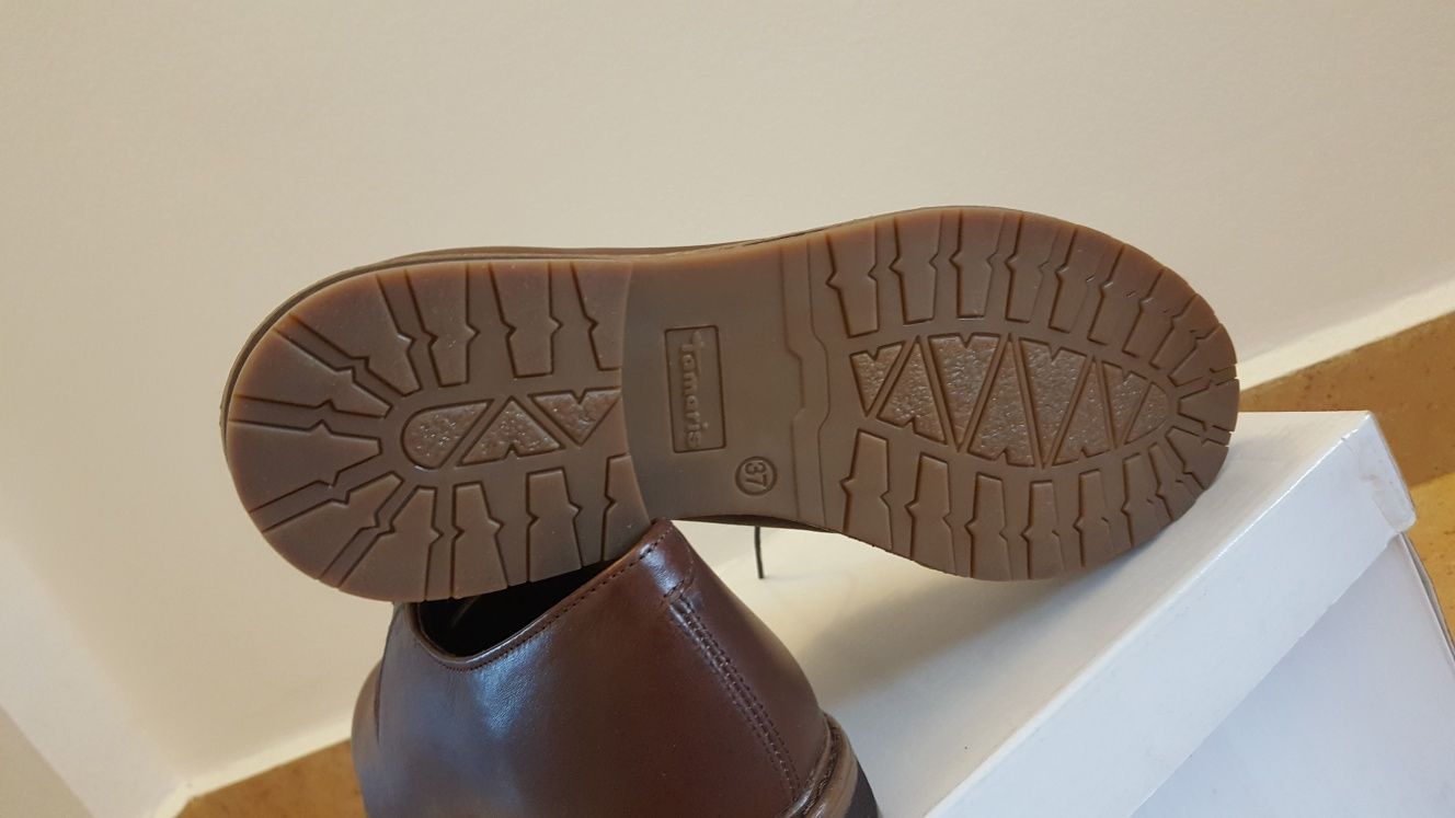 Pantofi Unisex din piele calitate inalta