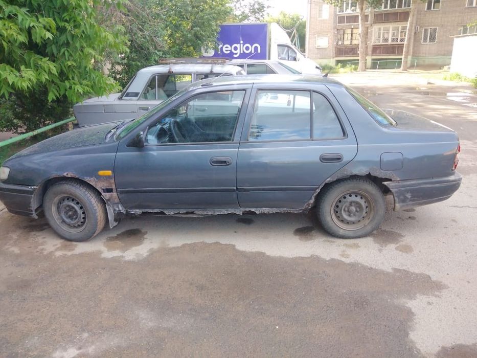 Продам Ниссан сани