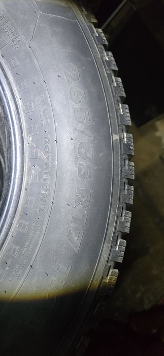 Продам шины зимние нокиан 265х65х17