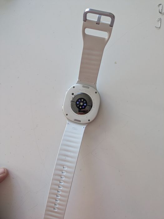 Samsung Galaxy Watch 8 LTE  clasic 44mm